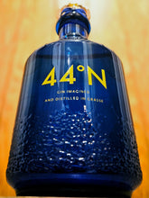 Load image into Gallery viewer, Comte De Grasse - 44°North Gin - Dexter & Jones