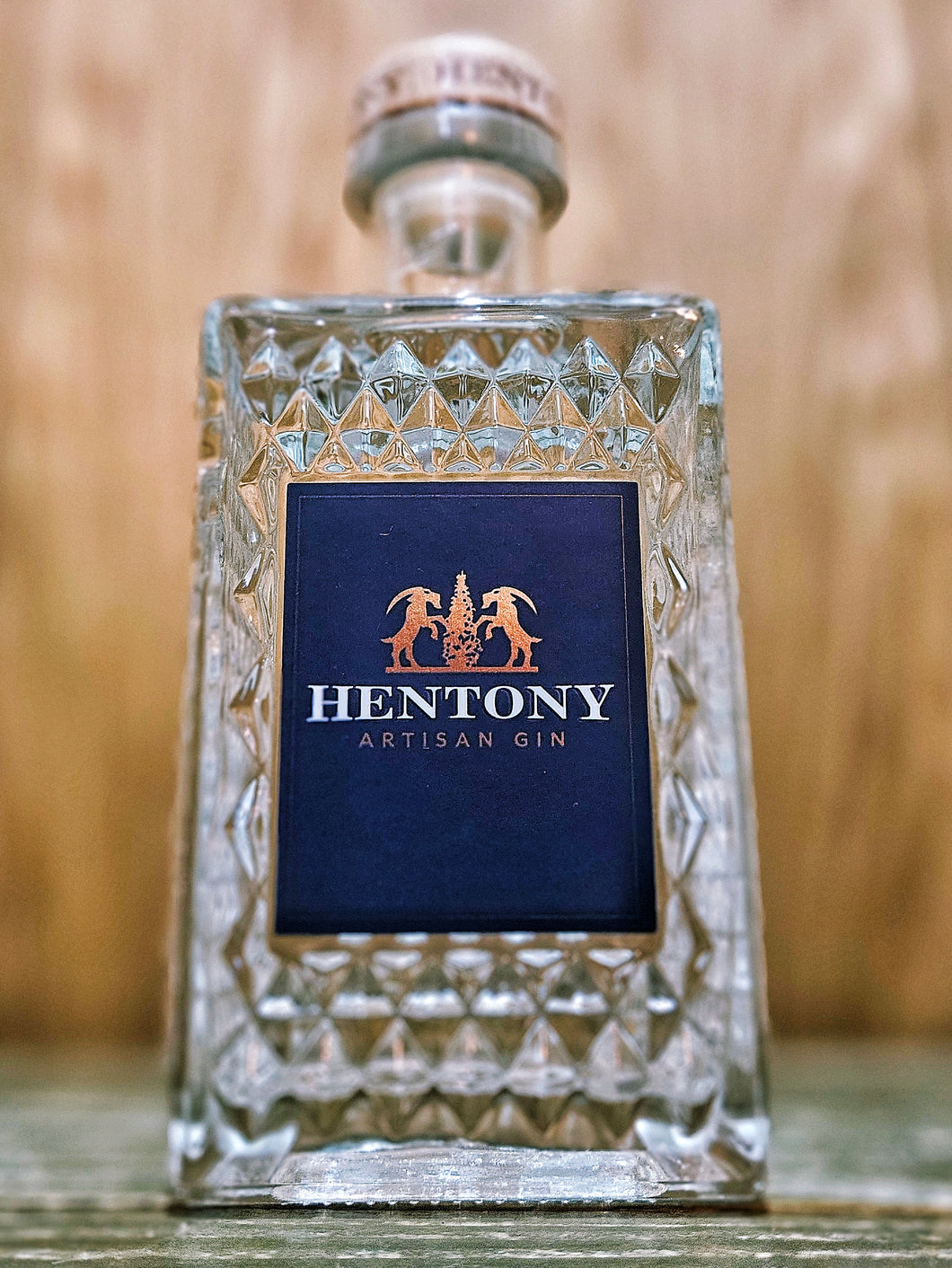 Hentony Artisan Gin