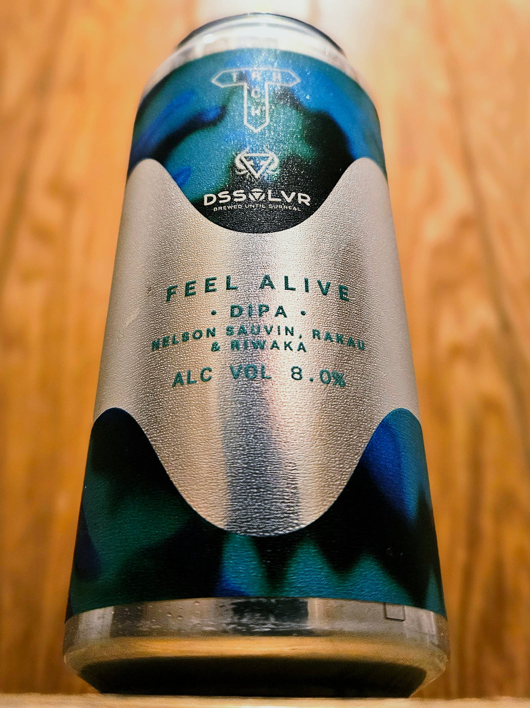 Track v Dssolvr - Feel Alive