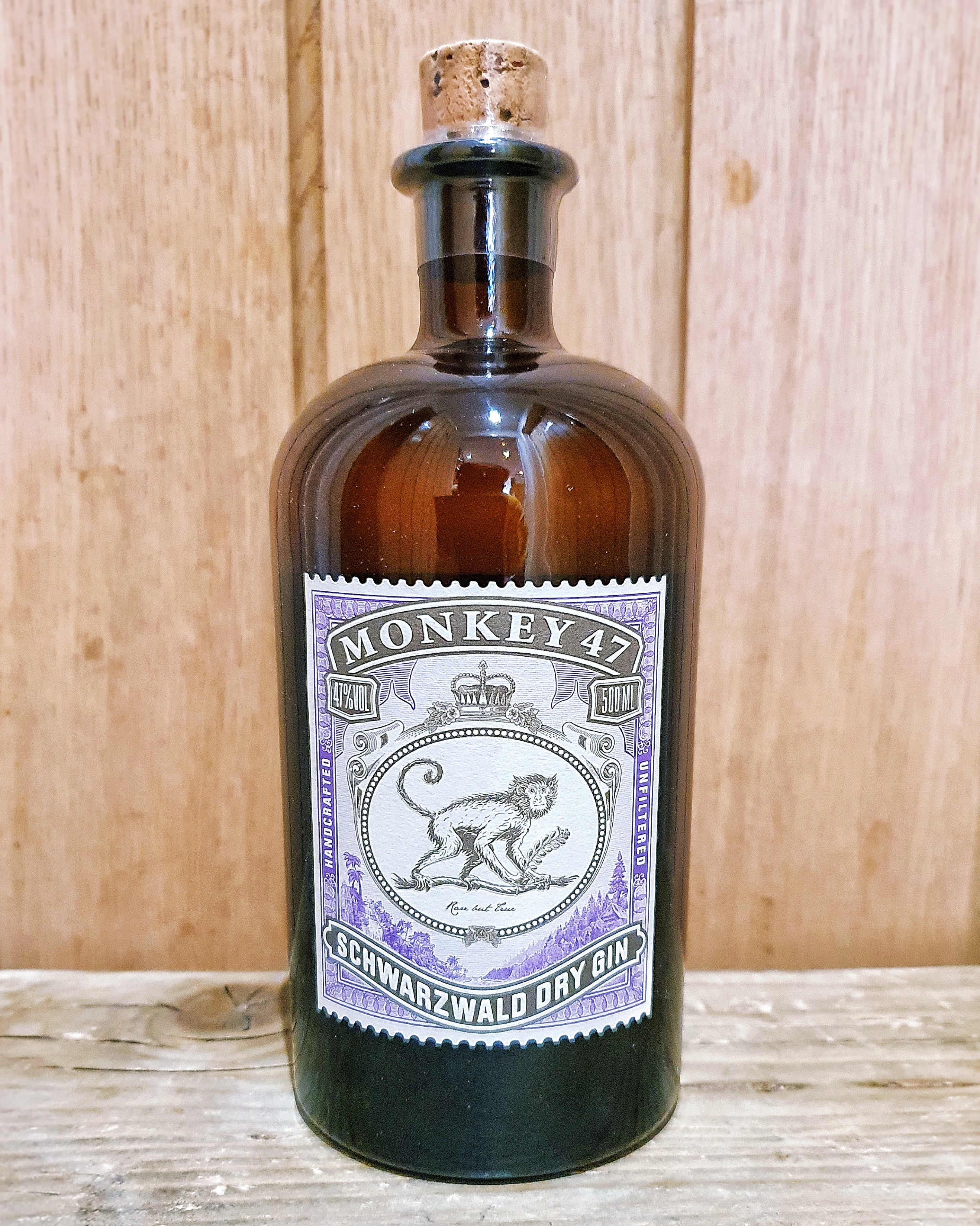 Monkey & Dexter – 47 Gin Jones