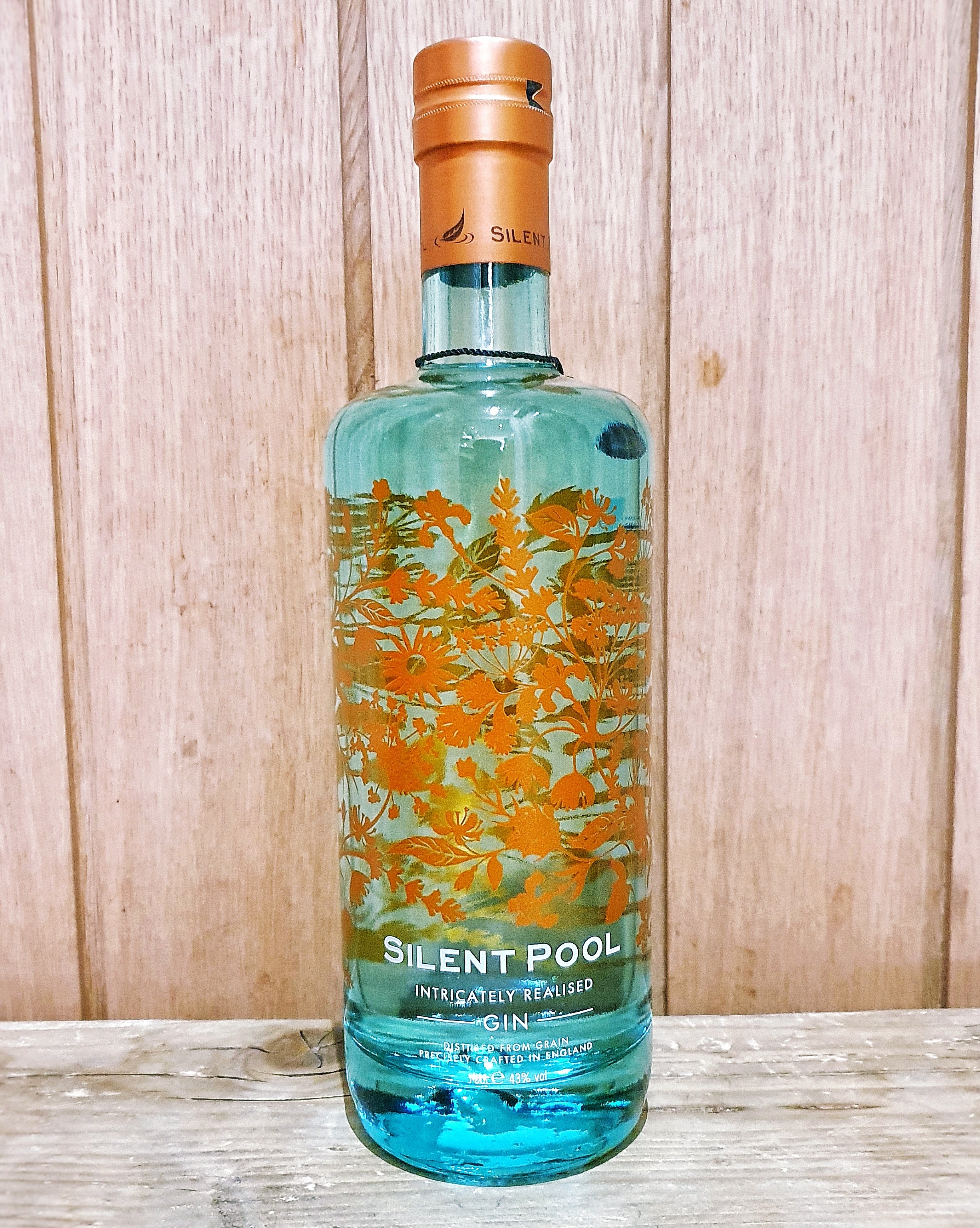 Silent Pool Gin – Dexter & Jones
